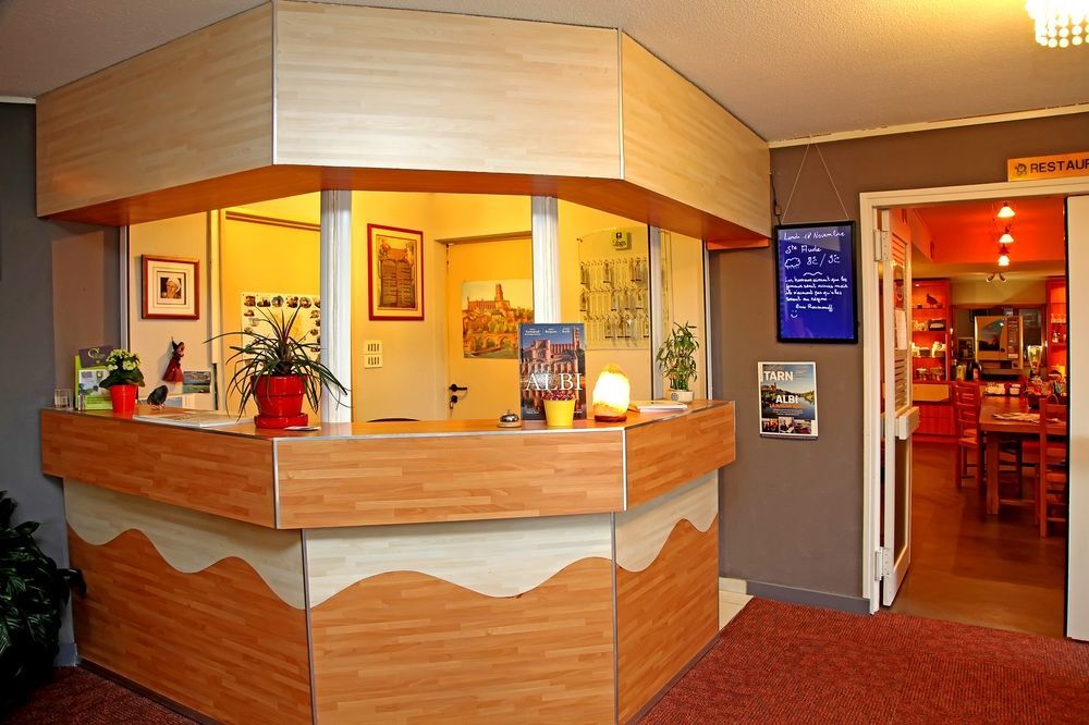 לה סיקווסטרה Logis Hotel- Hotel Restaurant Le Rialto מראה חיצוני תמונה